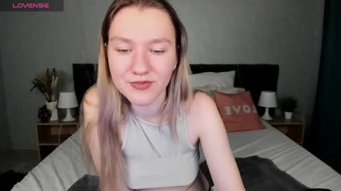 mariel_brown online show from 02/11/25, 12:27