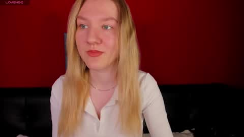 mariel_brown online show from 09/17/25, 08:27