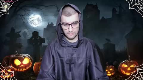 Marie online show from 10/31/25, 10:05