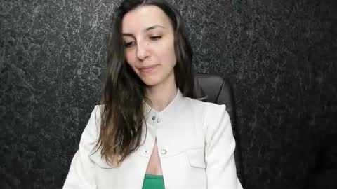 Snapshot of marielleanker chatting on 09/12/25, 02:11 marielleanker online show from 09/12/25, 02:11