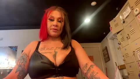 marielove31 online show from 01/10/25, 05:47