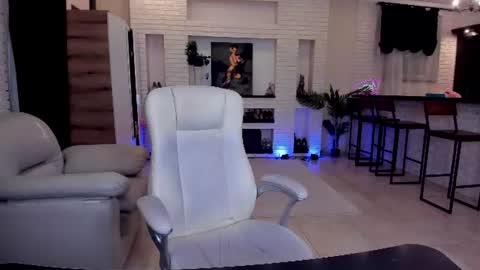 Snapshot of mariemlui chatting on 06/25/26, 02:32 mariemlui online show from 06/25/26, 02:32