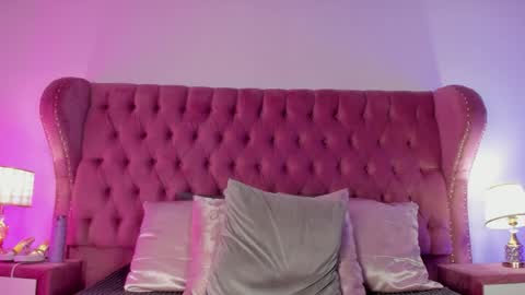 Marie online show from 04/21/26, 01:50