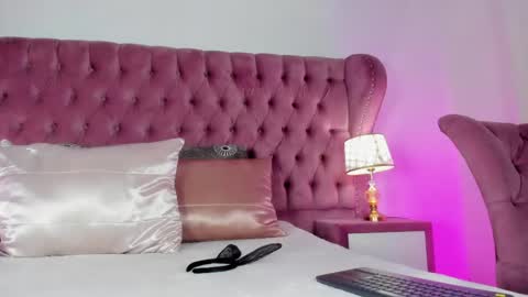 Snapshot of marieodette chatting on 06/02/26, 01:46 Marie online show from 06/02/26, 01:46