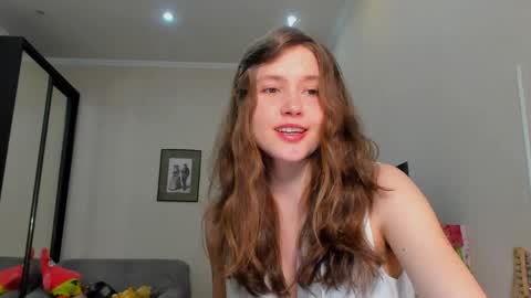 MarieBelle online show from 04/24/26, 01:57