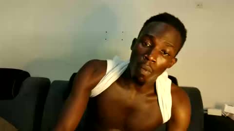 Snapshot of marietabro chatting on 05/19/26, 02:12 marietabro online show from 05/19/26, 02:12