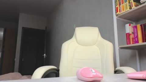 Marietta online show from 11/03/25, 01:45