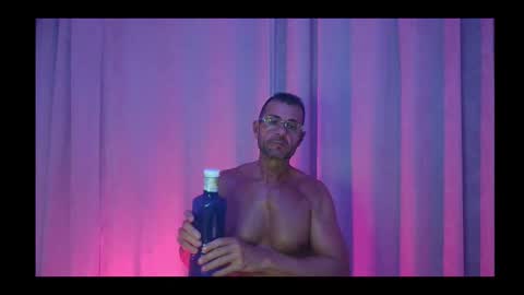 Snapshot of mariettee chatting on 09/16/25, 09:16 Djpegasus online show from 09/16/25, 09:16