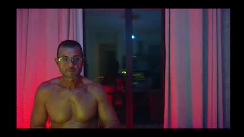 Snapshot of mariettee chatting on 09/18/25, 06:32 Djpegasus online show from 09/18/25, 06:32