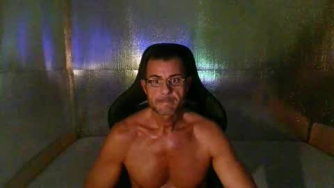 Snapshot of mariettee chatting on 10/28/25, 01:03 Djpegasus online show from 10/28/25, 01:03