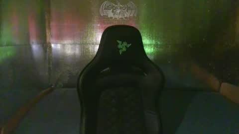 Snapshot of mariettee chatting on 11/24/25, 11:21 Djpegasus online show from 11/24/25, 11:21