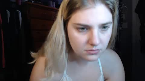 marigoldrue online show from 09/15/25, 12:43