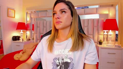 mariiahneedles online show from 01/04/25, 01:31