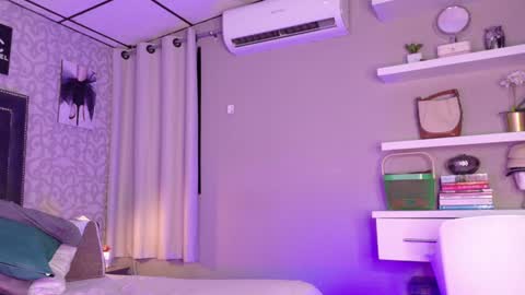 Snapshot of mariieprice chatting on 12/23/24, 08:55 jana price online show from 12/23/24, 08:55