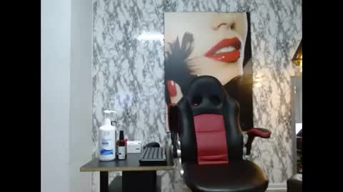 Marilin online show from 02/15/26, 11:41