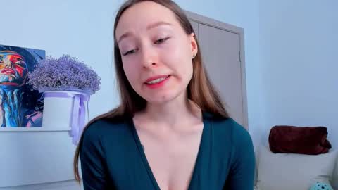 Marilina online show from 10/21/25, 07:42