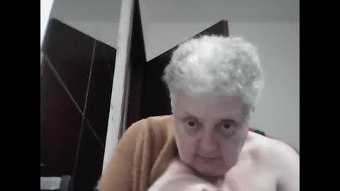 Snapshot of marilu64 chatting on 05/03/26, 06:14 marilu64 online show from 05/03/26, 06:14