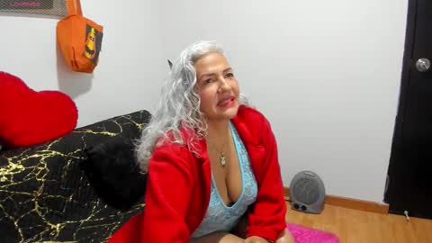 marilyn70 online show from 10/13/25, 10:32