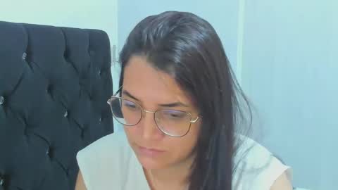 Snapshot of marilyn_garcia chatting on 12/11/24, 08:28 MARILYN SEXY online show from 12/11/24, 08:28
