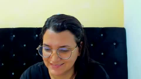 Snapshot of marilyn_garcia chatting on 12/19/24, 02:13 MARILYN SEXY online show from 12/19/24, 02:13