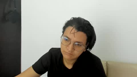 Snapshot of marilyn_garcia chatting on 02/24/25, 03:09 MARILYN SEXY online show from 02/24/25, 03:09