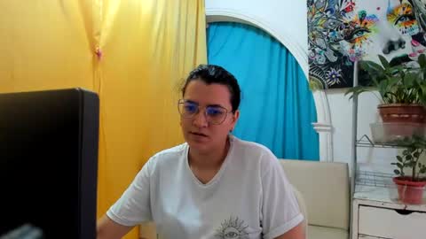 Snapshot of marilyn_garcia chatting on 07/13/26, 01:36 MARILYN SEXY online show from 07/13/26, 01:36