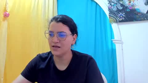 Snapshot of marilyn_garcia chatting on 07/18/26, 01:15 MARILYN SEXY online show from 07/18/26, 01:15