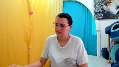 Snapshot of marilyn_garcia chatting on 07/29/26, 02:04 MARILYN SEXY online show from 07/29/26, 02:04