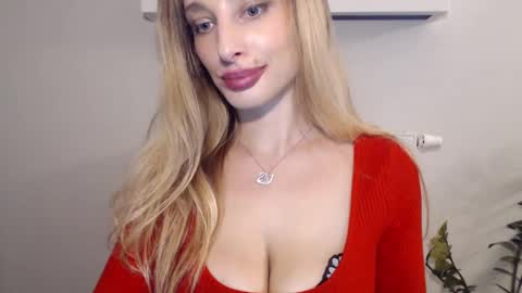 Snapshot of marilyndevilish chatting on 01/28/25, 06:49 MarilynDevilish online show from 01/28/25, 06:49