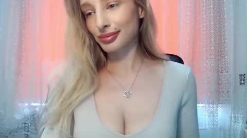 Snapshot of marilyndevilish chatting on 02/27/25, 10:26 MarilynDevilish online show from 02/27/25, 10:26