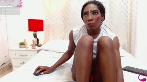 Snapshot of marilynrios_12 chatting on 02/11/25, 11:33 MarilynRios 12 online show from 02/11/25, 11:33