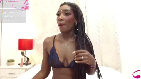 Snapshot of marilynrios_12 chatting on 02/25/25, 10:07 MarilynRios 12 online show from 02/25/25, 10:07