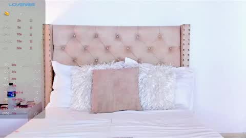 marilynrossy online show from 03/10/25, 02:39