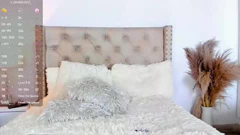 marilynrossy online show from 11/19/25, 04:01