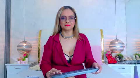Snapshot of marilynvega77 chatting on 08/04/26, 09:06 Marilyn Vega online show from 08/04/26, 09:06