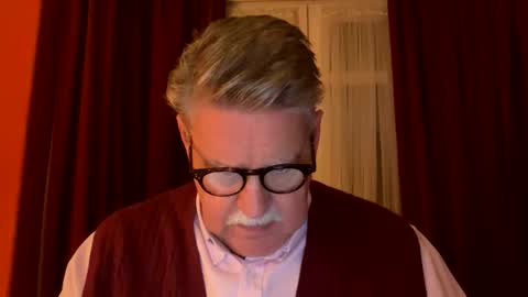 Snapshot of marin50 chatting on 09/25/25, 12:14 marin50 online show from 09/25/25, 12:14