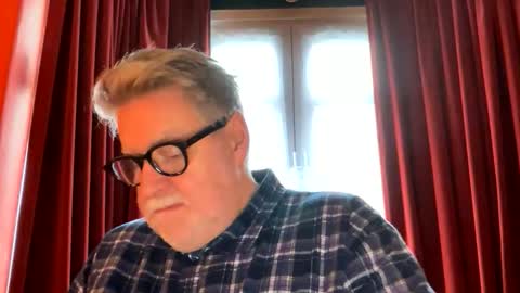 Snapshot of marin50 chatting on 01/17/26, 10:20 marin50 online show from 01/17/26, 10:20