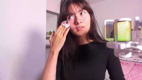 Marin kitoko online show from 10/25/25, 10:15