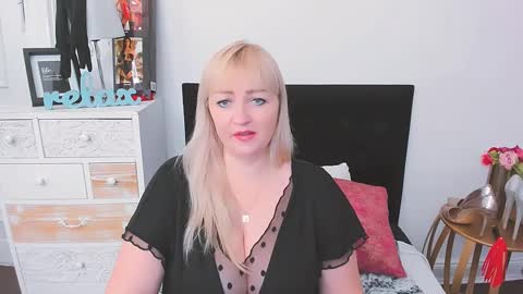 Marina online show from 01/31/25, 02:17