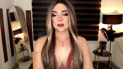 Snapshot of marinamorets chatting on 12/19/24, 03:41 marina online show from 12/19/24, 03:41