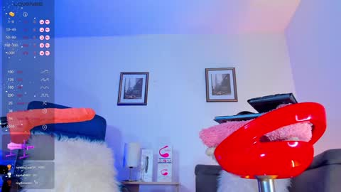 Snapshot of marinelaveau chatting on 12/09/24, 07:17 marinelaveau online show from 12/09/24, 07:17