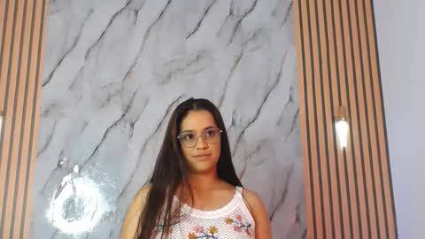 Marinella16 online show from 10/29/25, 09:27