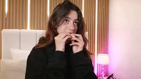 marinette online show from 02/19/26, 12:45