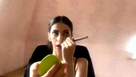 Snapshot of marinvorsburgh chatting on 05/13/26, 07:17 Anny online show from 05/13/26, 07:17