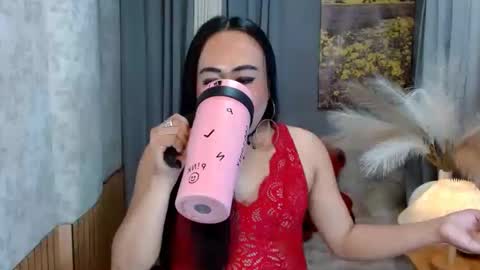 LEAH online show from 01/07/26, 11:07