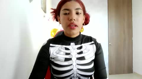 Mariposa online show from 11/11/25, 11:43