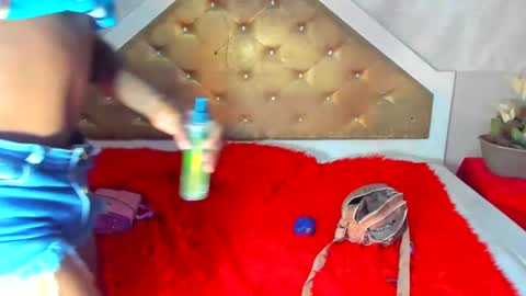 Nathaly online show from 01/28/25, 03:25