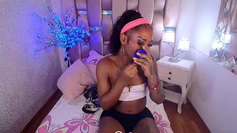 Nathaly online show from 11/15/25, 05:42