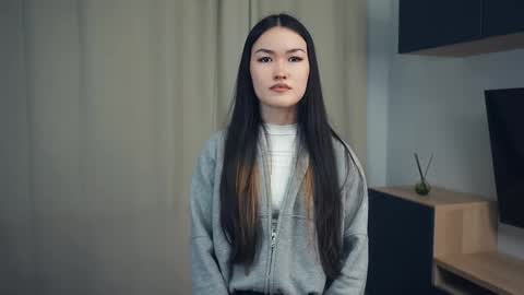 Snapshot of mariselasode chatting on 11/30/25, 07:18 Akari online show from 11/30/25, 07:18