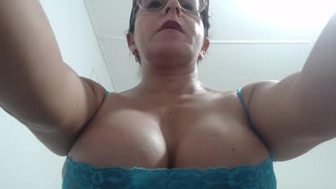 mariska_69 online show from 01/15/26, 07:46